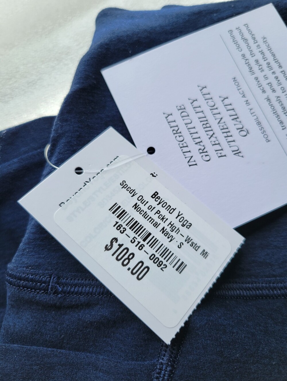 NWT S Beyond Yoga Out Of Pocket High Waist Midi Leggings *NOCTURNAL NAVY - Picture 2 of 11